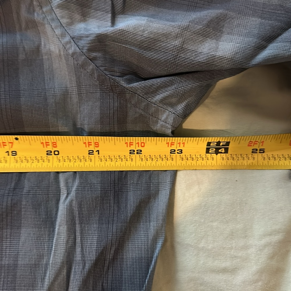 Travis Mathew Short Sleeved Button Up - image 4